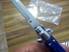  AKC Italy 9 Inch Stiletto Automatic W/Bayonet Blade Blue Swirl Composition UNUSED!