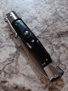 9 3/4" Asian Swinguard. 
