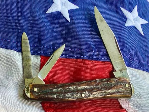 Antique J A Henckels (Long Arm Twin Men) 3 Blade Whittler w/ Sweet Stag Handles -Used Antique J A Henckels (Long Arm Twin Men) 3 Blade Whittler w/ Sweet Stag Handles -Used