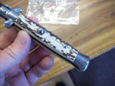 Vintage Italian 9 Inch Stiletto Automatic 1980's Stag/Antler W/Black Kriss Blade Italy Stainless