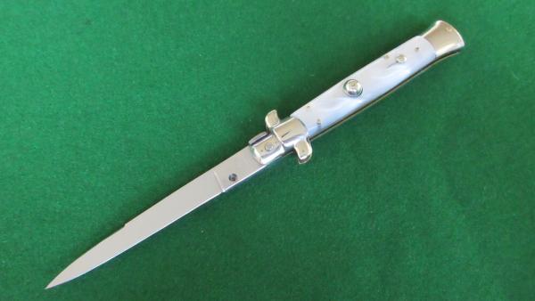 Vintage c. 1960's M. Italy INOX 23cm (9") Imitation Pearl Swivel Bolster Unused Vintage c. 1960's M. Italy INOX 23cm (9") Imitation Pearl Swivel Bolster Unused