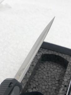 Benchmade 4600 Phaeton  Double Action Spine Fire Out The Front Automatic Knife
