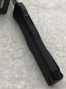 Benchmade 4600 Phaeton  Double Action Spine Fire Out The Front Automatic Knife