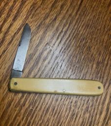 GRIFFON  OLD CORN KNIFE CONN. OR SOLINGEN ??
