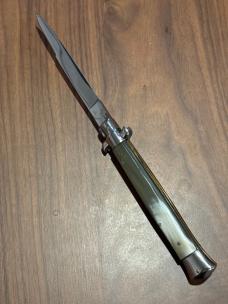 Shiny Transitional 11” Swivel Bolster