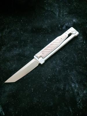 REATE EXOSKELETON GRAVITY KNIFE