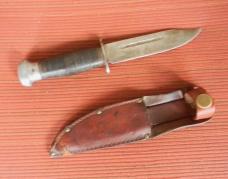 Vintage Fixed Blade Hunting Knife With Leather Sheath