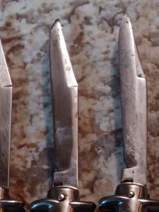  Group of four 8 fish tail shur snap. For Parts or repair.