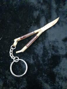 2 KEYCHAINS