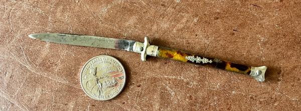 Mini Antique Chatellerault Folding Knife, Tortoise Shell, France Mini Antique Chatellerault Folding Knife, Tortoise Shell, France