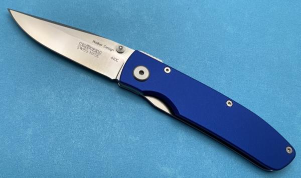 KLOTZLI Swiss Made Folding Knife. Walker Design, and in Mint Condition. ...................... (ZTI)