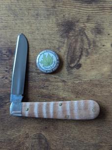 Great Eastern Cutlery, GEC - TKC SFO Fiddleback Maple(394124) As New in The Tube.