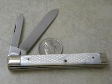 Queen Cut Co Titusville PA Carved Pearl Number 96 Physician's Knife
