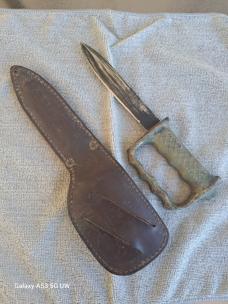 WW2  Australian / New Zealand Trench Knife