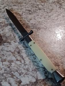 9 3/4" Asian Swinguard. 