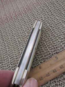 Ka-Bar Imitation Ivory Sleeveboard Whittler Model ETN-91