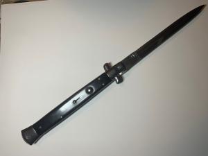 13” black handle switchblade China