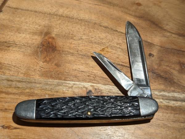 Vintage Mid Century CAMCO 2 Blade Jack Knife Jigged Black Handle - Good Condition