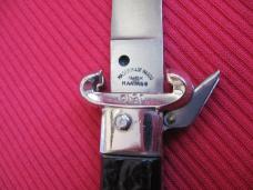 Vintage Italian Maserin & De Nardo Fulcrum Shell Puller Switchblade Knife