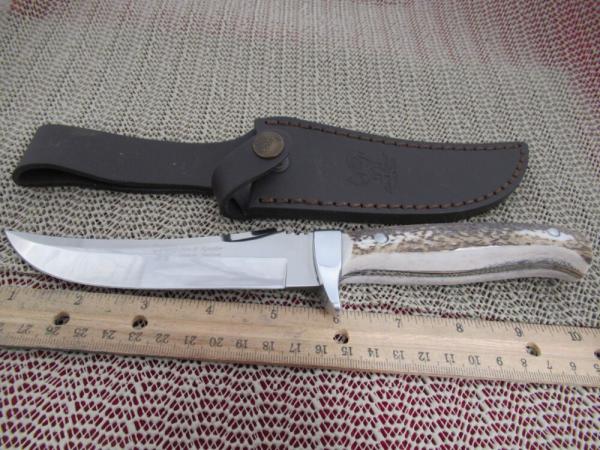Hen & Rooster Stag Handle Fixed Blade Model # HR4903 Spain
