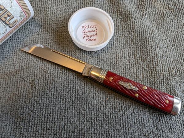 Great Eastern Cutlery, GEC 49 Garnet Jigged Bone