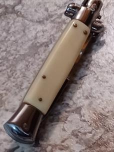 9" Asian stiletto.