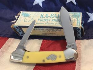 Vintage Ka-Bar Dog Head 2 Blade Canoe Knife w/ Yellow Derlin Handles -Dog Head Shield -NOS & M/NM