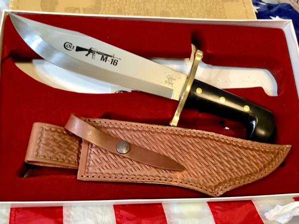 Case xx 2011? Colt, Military M-16 Theme Bowie w/ Black Synthetic Handles & Orig Sheath Case xx 2011? Colt, Military M-16 Theme Bowie w/ Black Synthetic Handles & Orig Sheath