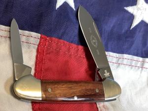 Vintage J A Henckels 2 Blade Canoe w/ Wood Handles -NM