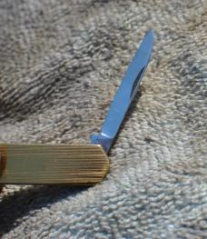 Latama Italy Non Switchblade Gold Colored Mint Lobster 2 1/4" Closed Bail Mirror Polished