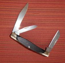 Vintage Buck 303 Cadet 3-Blade Knife 1995 MINT