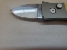 Schrade SCALY Mini Auto Knife