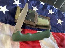 Case xx 1988, 4 & 1/2" Lockback Mdl# 2104 L SAB, w/ Green Synthetic Handles +orig sheath -NOS 