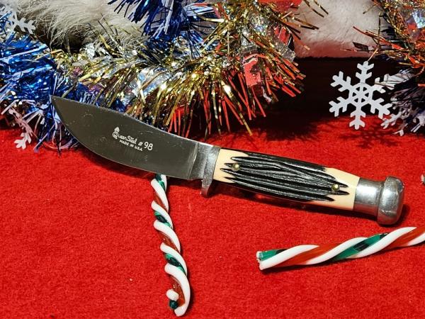 Queen Cutlery #98 1972-1976 "Skinner" Model Hunting Knife - Imitation Winterbottom Bone