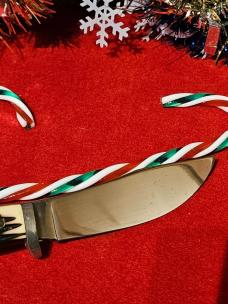 Queen Cutlery #98 1972-1976 "Skinner" Model Hunting Knife - Imitation Winterbottom Bone