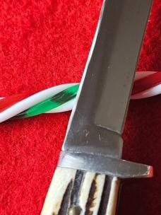 Queen Cutlery #82 Hunting Knife - Brown Winterbottom Bone - 1980s