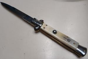  Brand New 9" Armando  Beltrame Honey Horn Scales 