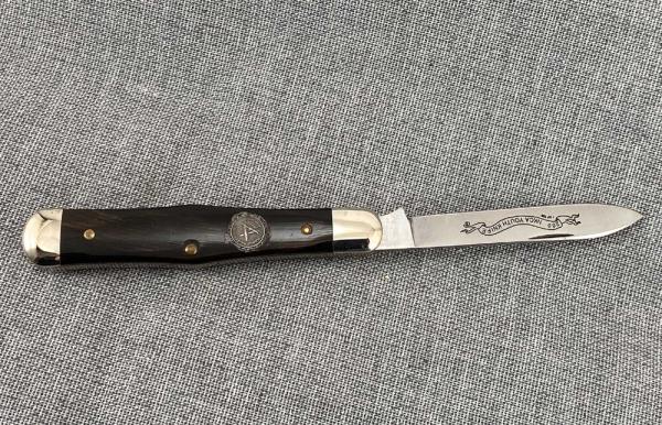Queen Cutlery – Mini Coke Bottle – Buffalo Horn – PROTOTYPE NKCA Youth Knife Queen Cutlery – Mini Coke Bottle – Buffalo Horn – PROTOTYPE NKCA Youth Knife