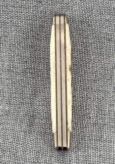 Queen Cutlery Schatt & Morgan – Peanut – White Jig Bone – PROTOTYPE NKCA Youth Knife
