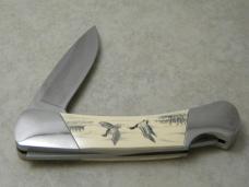 Buck 500 USA "Duke" Scrimshaw Ducks Lockback Knife 1997