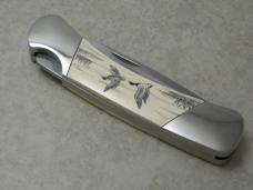 Buck 500 USA "Duke" Scrimshaw Ducks Lockback Knife 1997