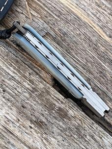 VINCENZO BALISTRERI CUSTOM MOTHER OF PEARL TAIL-LOCK