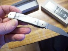 Hubertus Knife Solingen, Germany Small 08 Rare Brazilian Horn 5 3/4 " Open Lilyput NIB