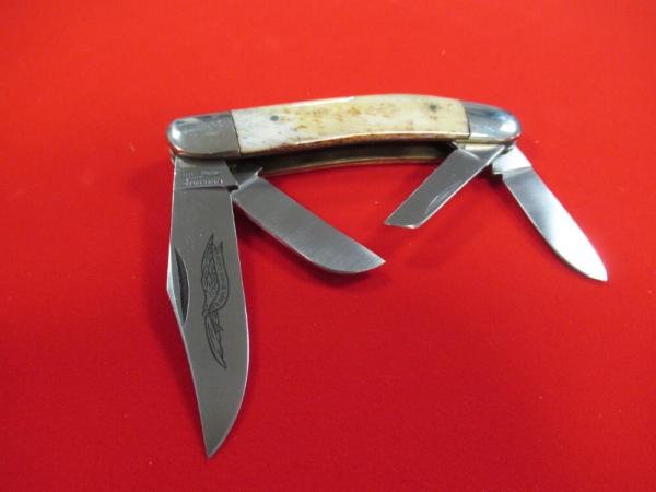 Parker Cut Co. Smooth Bone 4 Blade Sowbelly Parker Cut Co. Smooth Bone 4 Blade Sowbelly