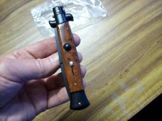 Vintage Frank Beltrame Italian 9 Inch Stiletto Automatic W/Black Blade Exotic Hardwood UNUSED!