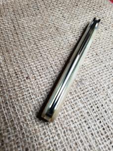 Great Eastern Cutlery Ben Hogan GEC 651122 Smooth White Bone With Tube, Button & Waxed Paper