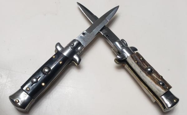 Set of 2  Vintage  Mini 4 5/8"  Switchblades 
