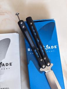 NIB Benchmade 32 Morpho bali-song