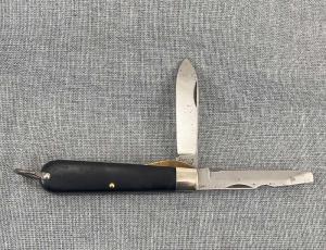 Vintage Camillus – TL 29 Electricians Knife – Linerlock – Black Delrin handles