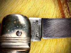 Bontgen & Sabin Produced for Kissing Crane Springer 11cm     "BEST OFFER"